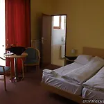 Korona Hotel 3*