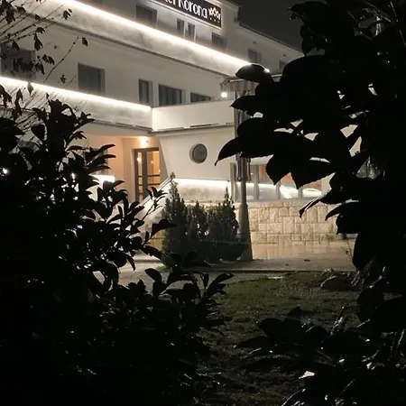 Korona Hotel 3*