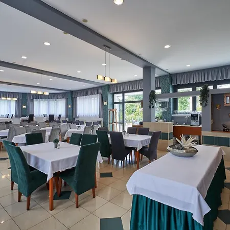 Korona Hotel