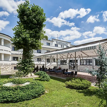 Hotel Korona 3*