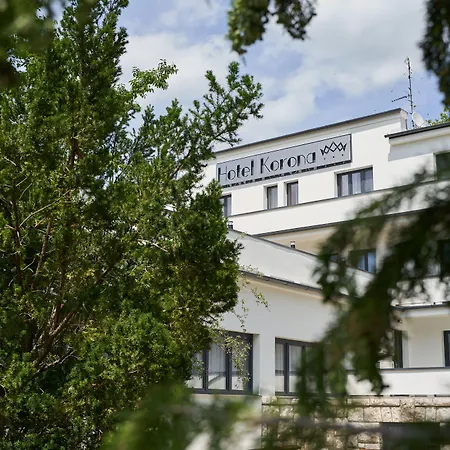 Korona Hotel