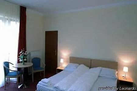 Korona 3*