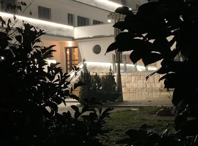 Korona Hotel 3*